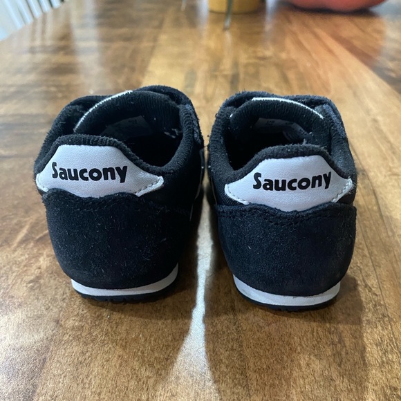 Saucony Sneakers Black - Toddler Size 5 - Picture 3 of 6